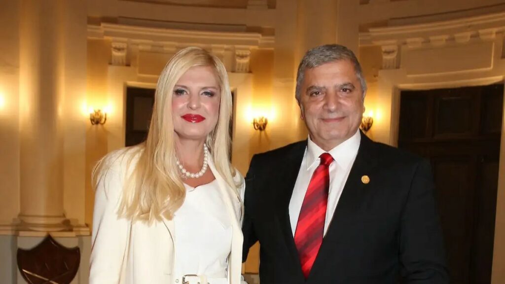 Η Μαρίνα Σταυράκη κατά του πρώην συζύγου της Γιώργου Πατούλη – «Που να κατέβεις βρε κακομοίρη;»
