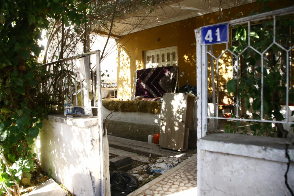 Μενίδι: Συνελήφθη για ανθρωποκτονία από πρόθεση ο γιος της 89χρονης