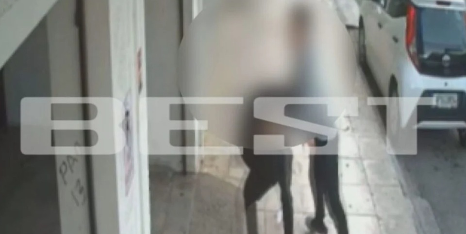Καλαμάτα: Προκαλεί η μητέρα του 17χρονου που ξυλοκόπησε συνομήλικό του – «Τι του έκανε; Είναι νέα παιδιά που βράζει το αίμα τους»